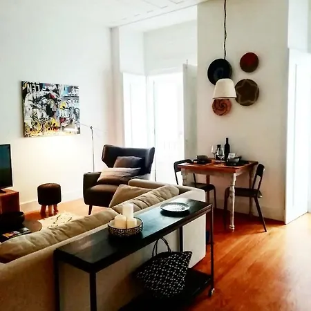 Charming & Modern Flat Close To Time Out Market *